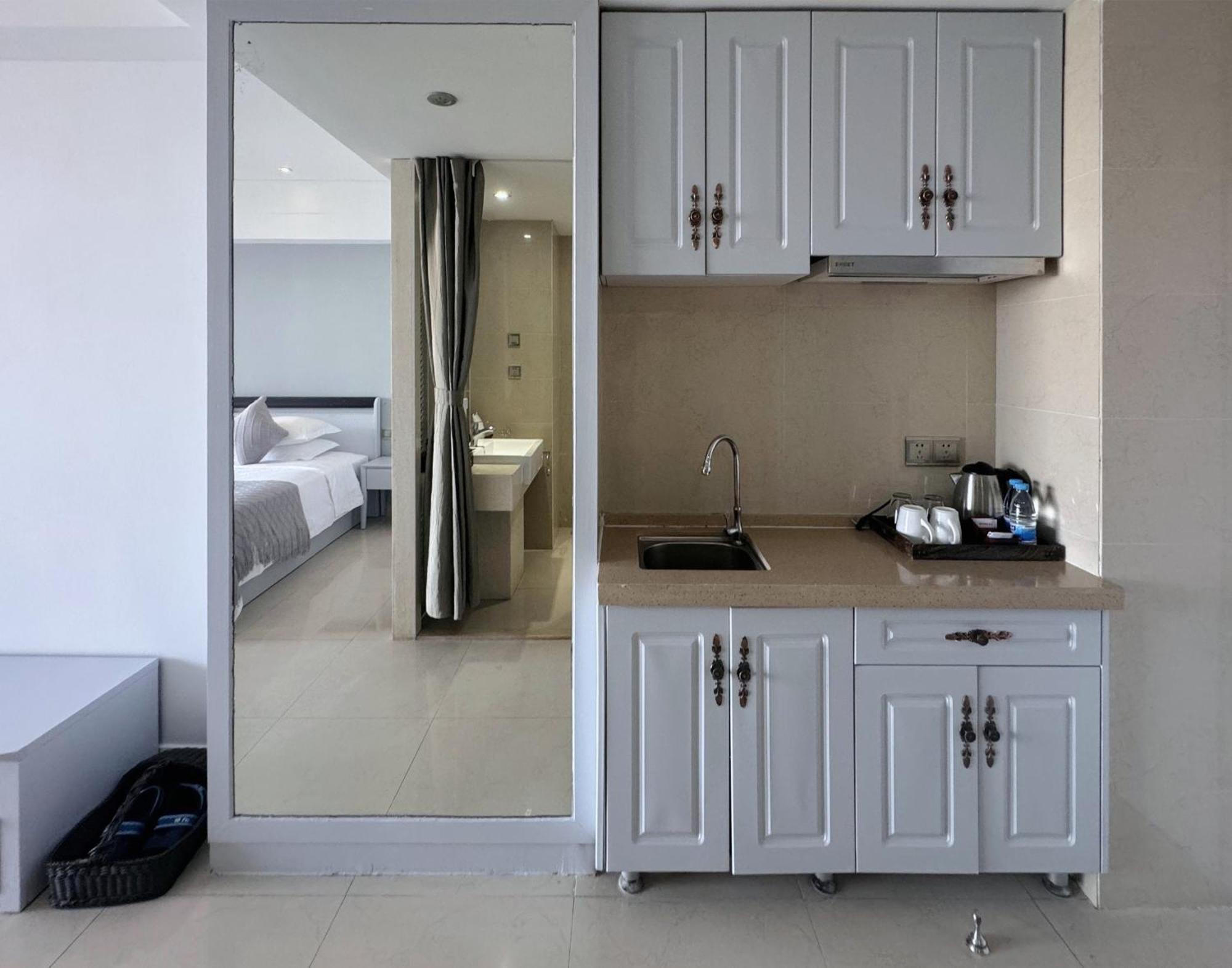 Barry Boutique Hotel Sanya Exterior photo